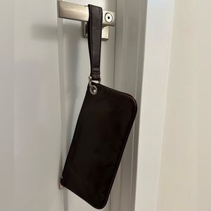 Hobo wristlet Brown leather.  Never used